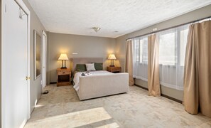 5 sovrum, skrivbord, strykjärn/strykbräda och gratis wi-fi