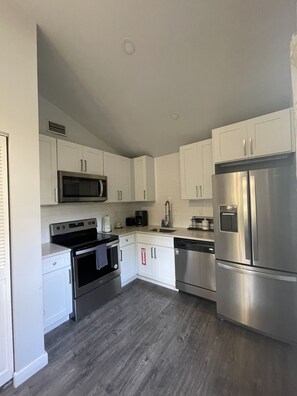 Private kitchen - Cozy Key west vibe Apartment (Fort Lauderdale)