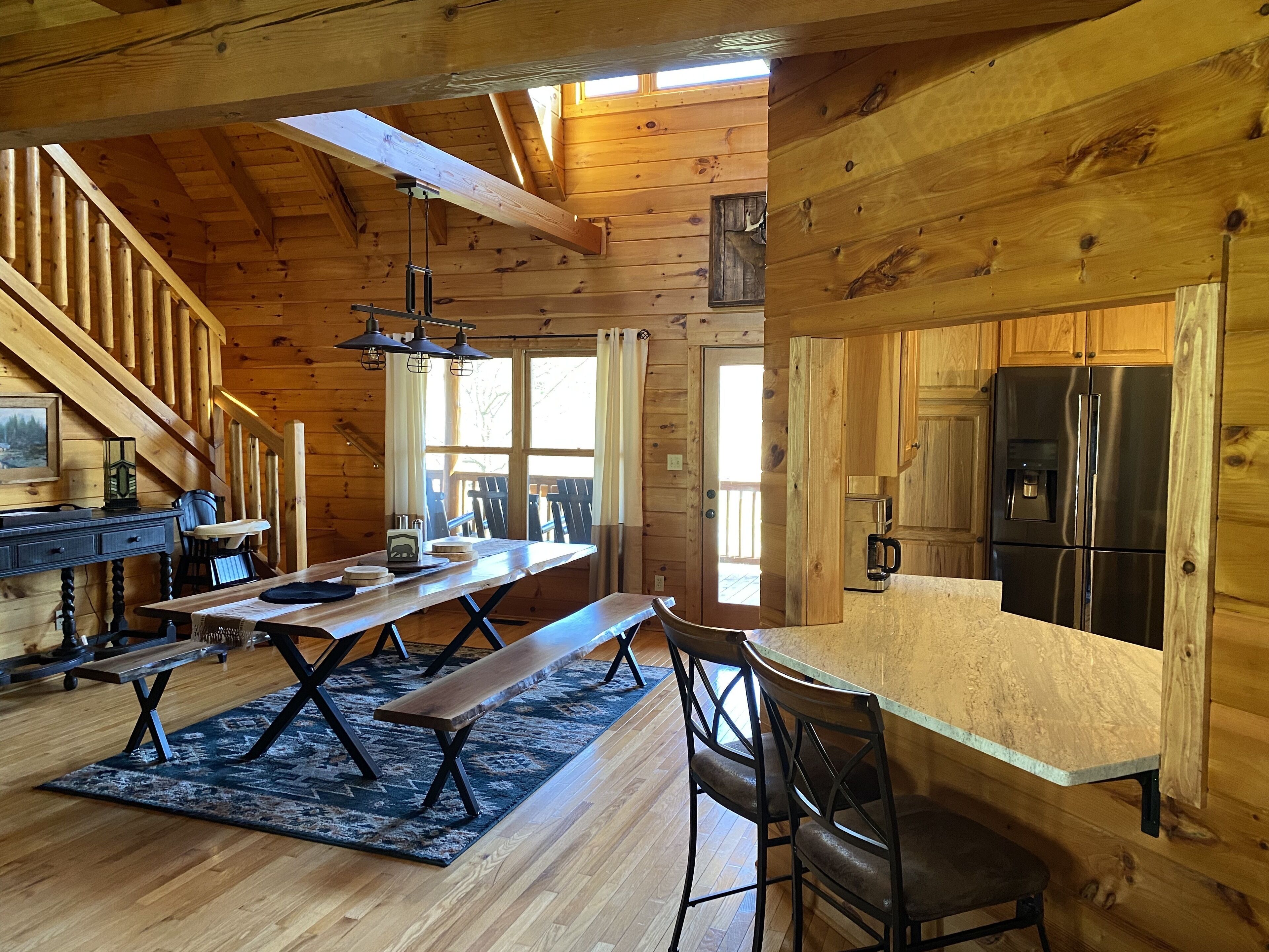 Beautiful NC mountain cabin with views.
