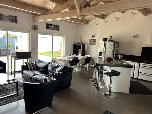 Luxury villa near the sea