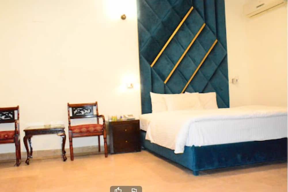 Baani Signature Hotel