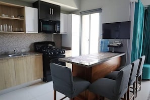 Peti sejuk/penyejuk beku saiz penuh