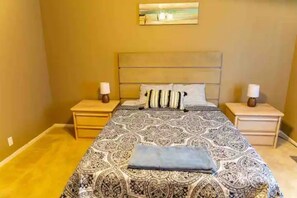 4 Schlafzimmer, Schreibtisch, Bügeleisen/Bügelbrett, kostenloses WLAN