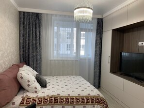 1 bedroom, iron/ironing board, free WiFi, bed sheets