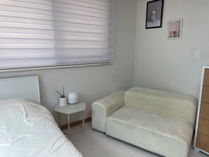 1 chambre, fer et planche à repasser, Wi-Fi, literie fournie