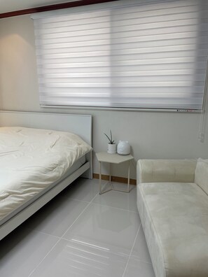 1 chambre, fer et planche à repasser, Wi-Fi, literie fournie
