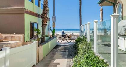 Steps to Beach/Pet Friendly/A/C