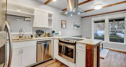 Extended Stay Comfort | Fast Wi-Fi | Downtown!