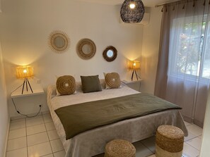 4 bedrooms, in-room safe, iron/ironing board, travel cot - Ocean view in Orient bay area (Collectivité de Saint-Martin)