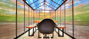 Lakeside Home Hot Tub + Heated Pool on Private 5 Acres 