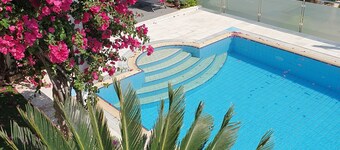 VILLA THEA