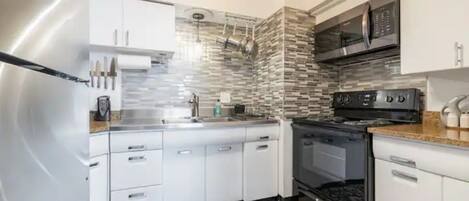 Fridge, microwave, oven, dishwasher