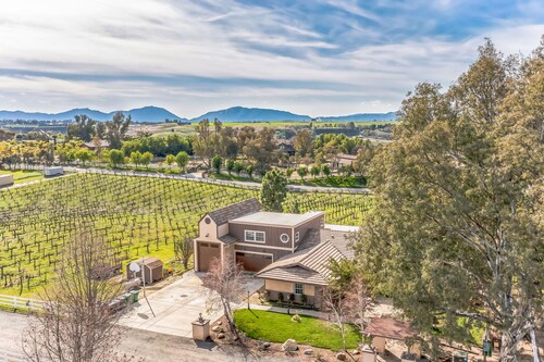 Temecula Wine Country Home on 5 Acre Vineyard