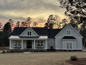 Exterior - Perfect Masters Rental in gated neighborhood (Aiken)