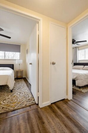 2 bedrooms, desk, iron/ironing board, free WiFi
