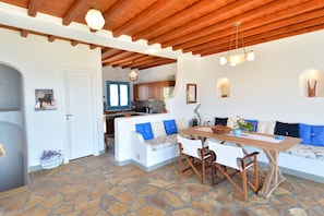 Villa | Living area