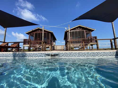 Off-grid Casita on the most popular beach area of Ambergris Caye!