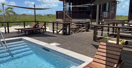 Pirate Villas - PRIVATE SUNDECK with PLUNGE POOL - San Pedro | Vrbo