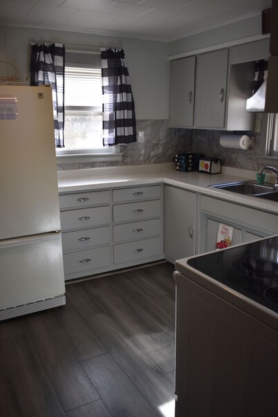 Cozy Nothwoods home next to ATV/Snowmobile trails