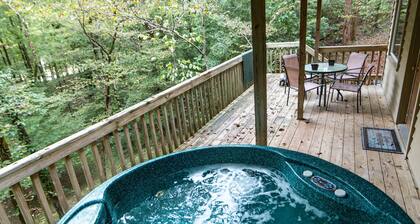 "Gone Fishing" Cabin 9