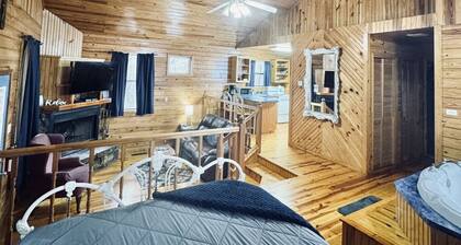"The Sugar Shack" Cabin 2