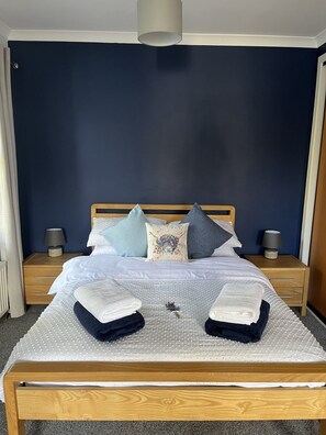 1 habitación, cuna de viaje, wifi y ropa de cama 
