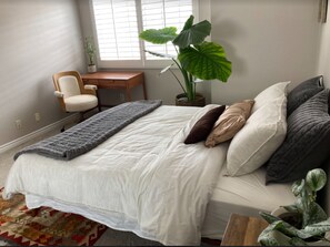2 bedrooms, WiFi, bed sheets