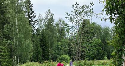 Unwind and Recharge: Waterside Country Home with Private Dock.