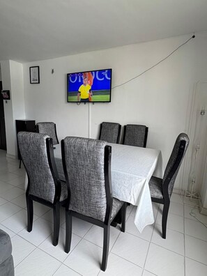 Dineren