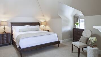 Fuller | 1 bedroom, Egyptian cotton sheets, premium bedding, down duvets