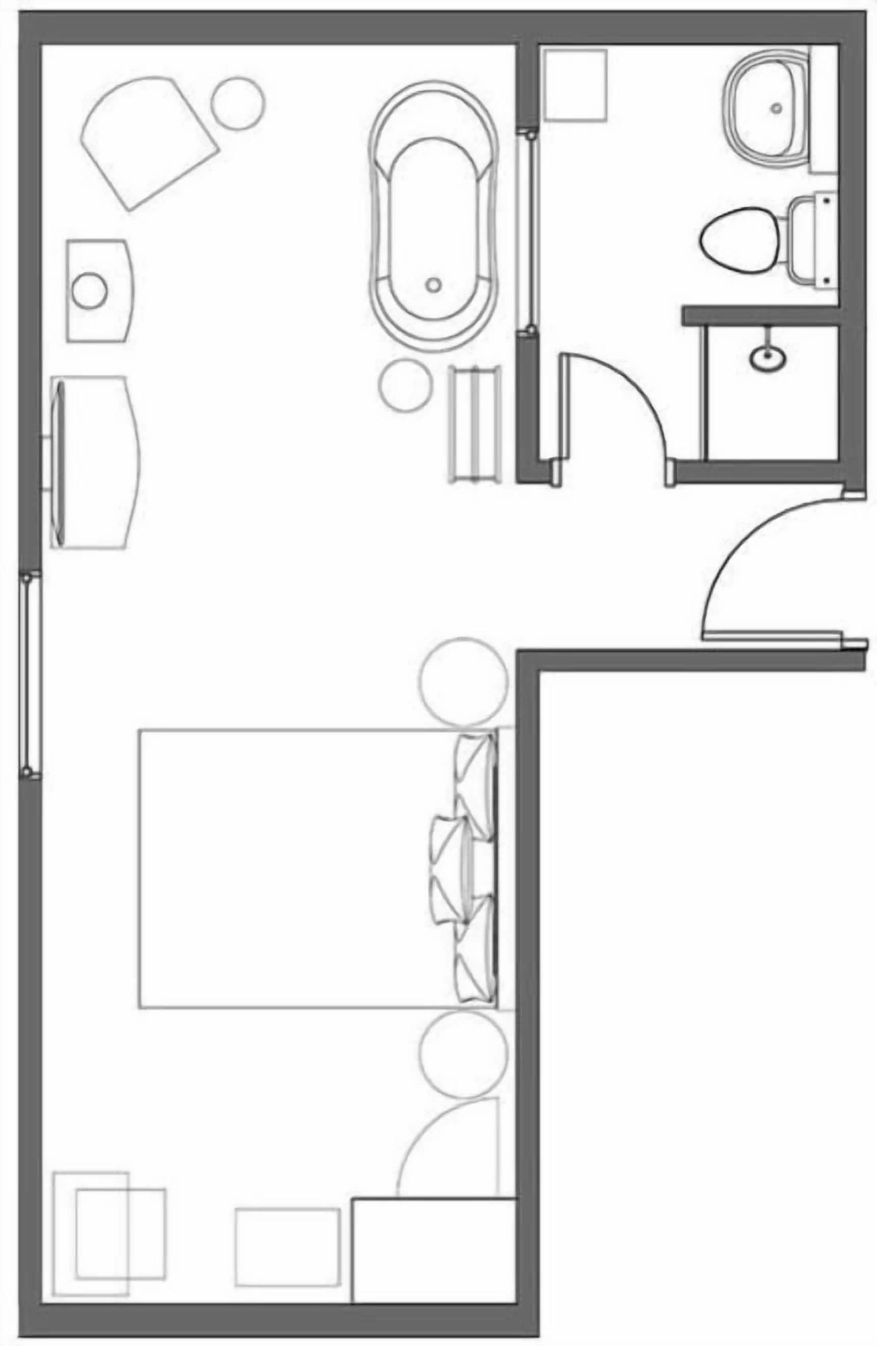 Indeling van een hotelkamer met een bed, zithoek, badkamer en een klein kitchenette.