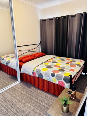 2 bedrooms, desk, iron/ironing board, travel cot