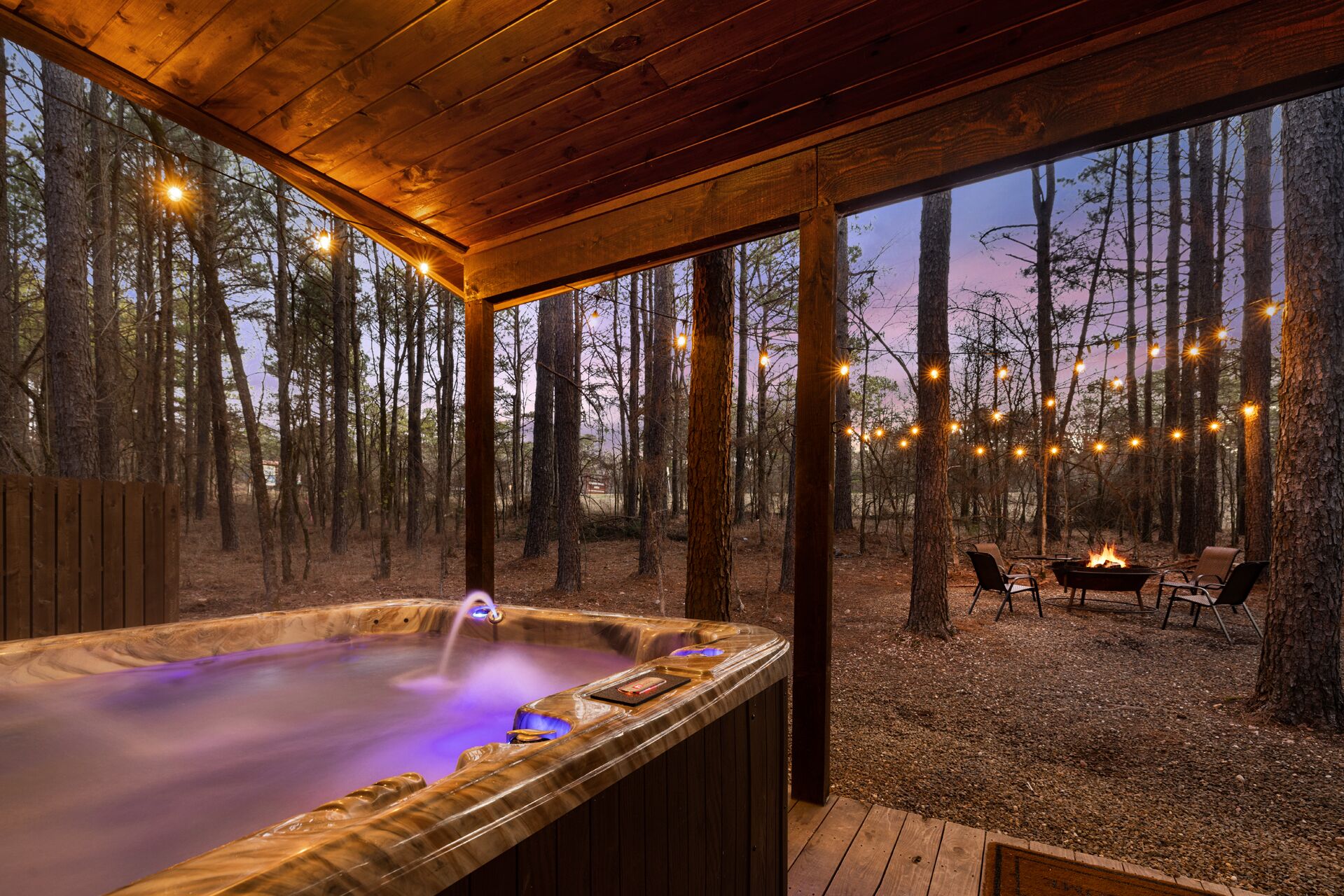 Outdoor spa tub