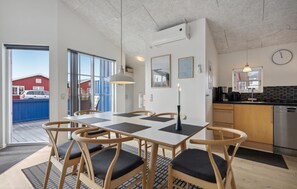 Dining - Beach front home in Hvide Sande with sauna (Hvide Sande)