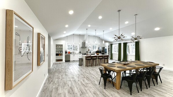 تناول الطعام