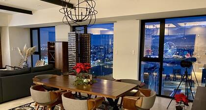 Exclusivo apartamento con jacuzzi frente a la Estrella de Puebla