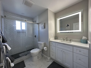 Bathroom - New Construction fully furnished cottage home in Central LA, near SoFi Stadium. (Los Angeles)