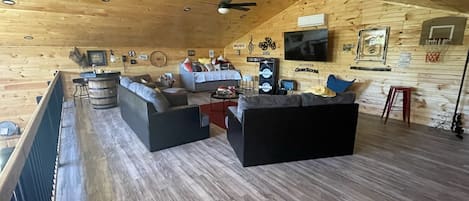 TV connectée, jeux vidéo, médiathèque, chaîne hi-fi
