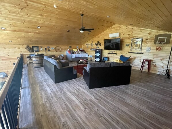 Smart TV, video games, music library, stereo