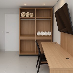 Hypo-allergenic bedding, free WiFi, bed sheets, wheelchair access - Hotel Solar Paulista (São Paulo)