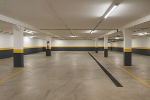Valet parking (BRL 20 per night)
