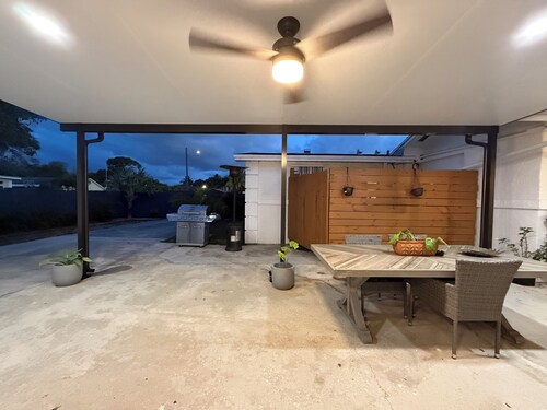 Guest house West Palm Beach 1br/1 bath
