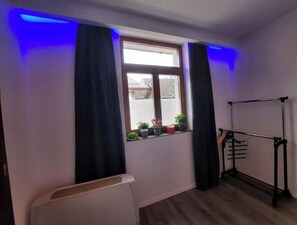 Interior - House Side by Side/. (Codlea)