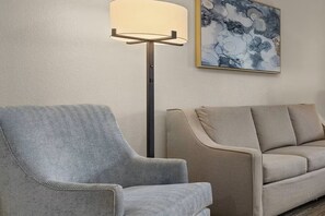 TV connectée, jeux vidéo, baby-foot