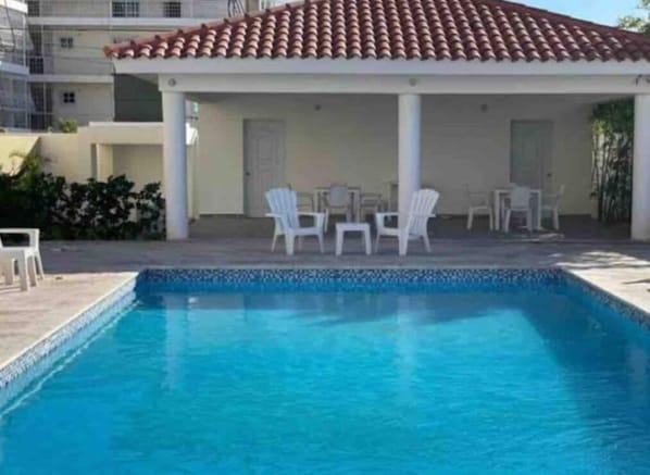 Outdoor pool - Lovely condo with pool near beach (La Romana)