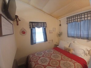 1 Schlafzimmer, Schreibtisch, Bügeleisen/Bügelbrett, kostenloses WLAN