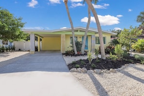 Exterior - Coconut Cottage: Pool & Spa,1 Block to Beach by Anna Maria Life Vacation Rentals (Holmes Beach)