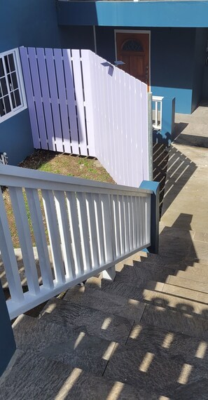 Property grounds - Cozy 2 bedroom in peaceful location (Gros Islet)
