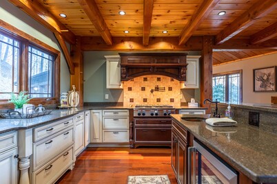 Elk Island at River Run- Luxury Banner Elk Home with VIEWS!