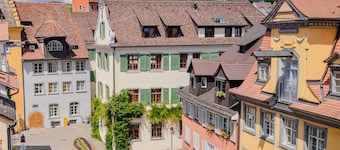 Elegant holiday apartment in the old town of Meersburg